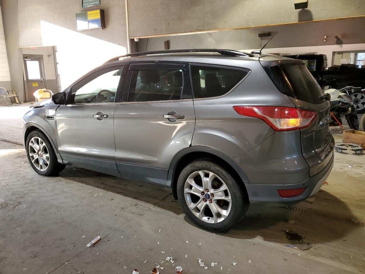 Изображение 2 2014 FORD ESCAPE TITANIUM 2014 с VIN 1FMCU9J92EUD55329