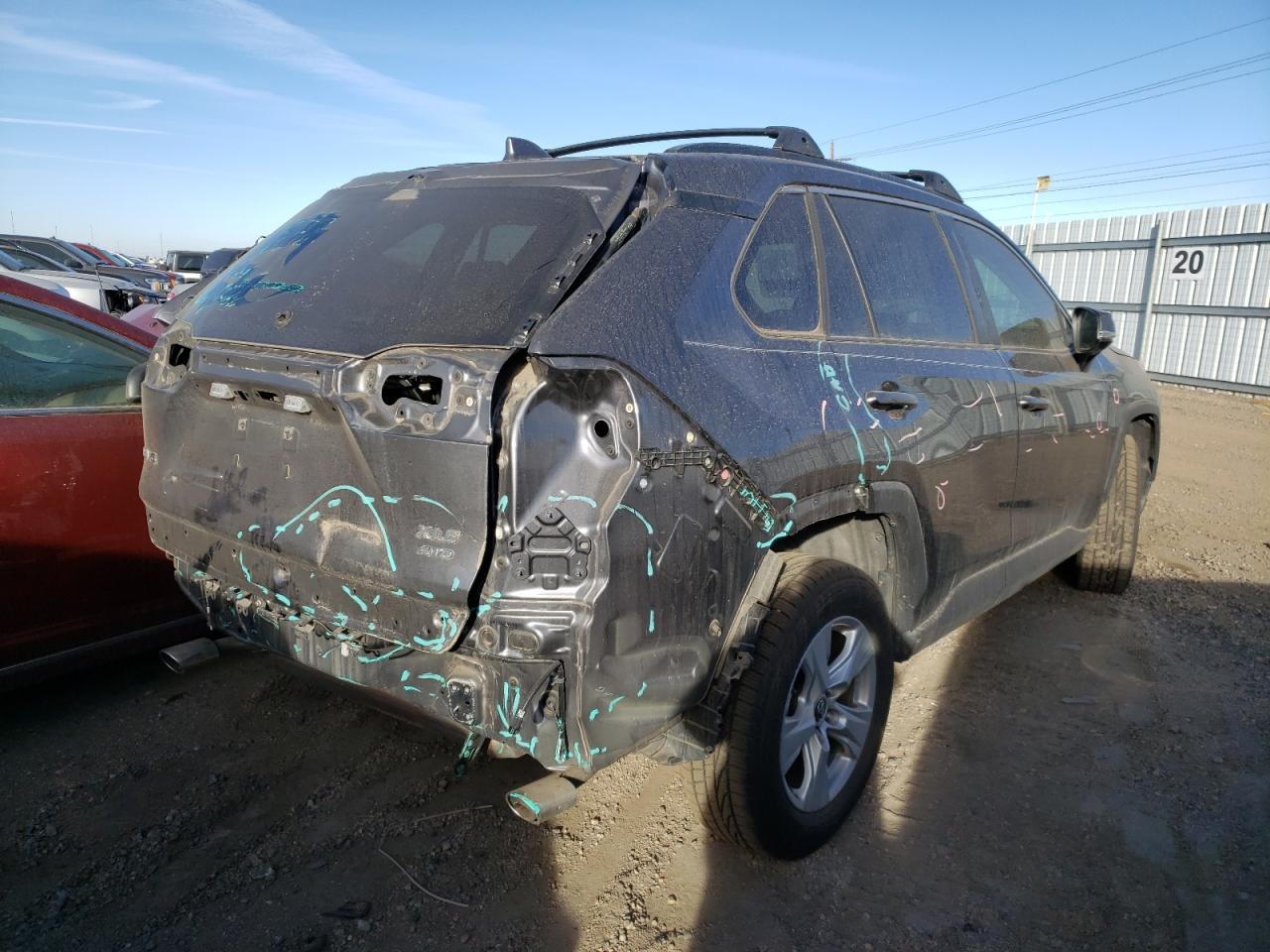 Image 3 of 2019 TOYOTA RAV4 XLE 2019 with VIN JTMP1RFV5KD027306