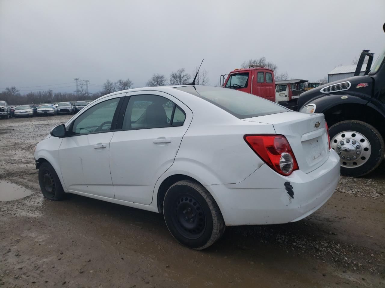 Изображение 2 2013 CHEVROLET SONIC LS 2013 с VIN 1G1JA5SH4D4169978