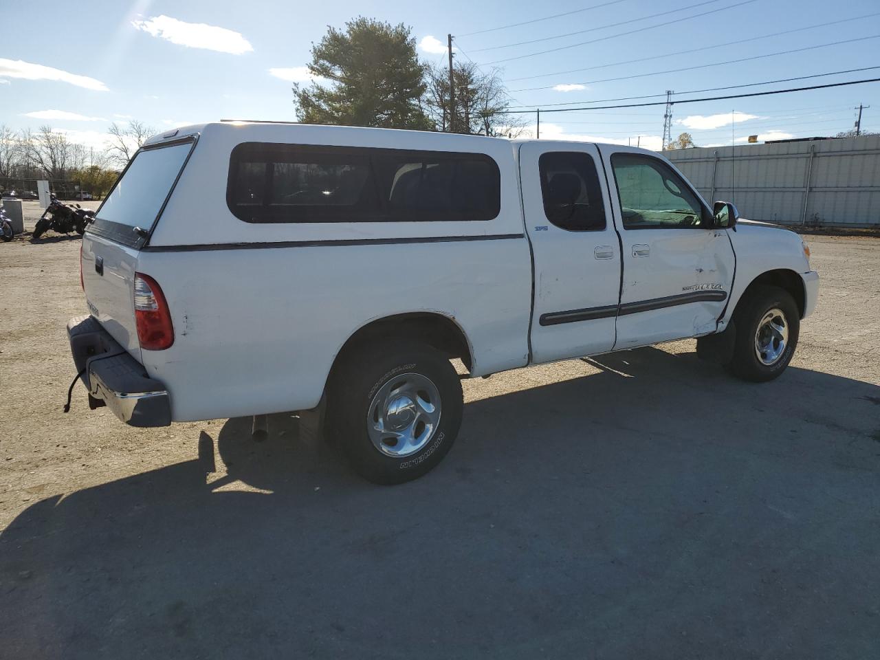 Image 3 of 2005 TOYOTA TUNDRA ACCESS CAB SR5 2005 with VIN 5TBRU34165S442939