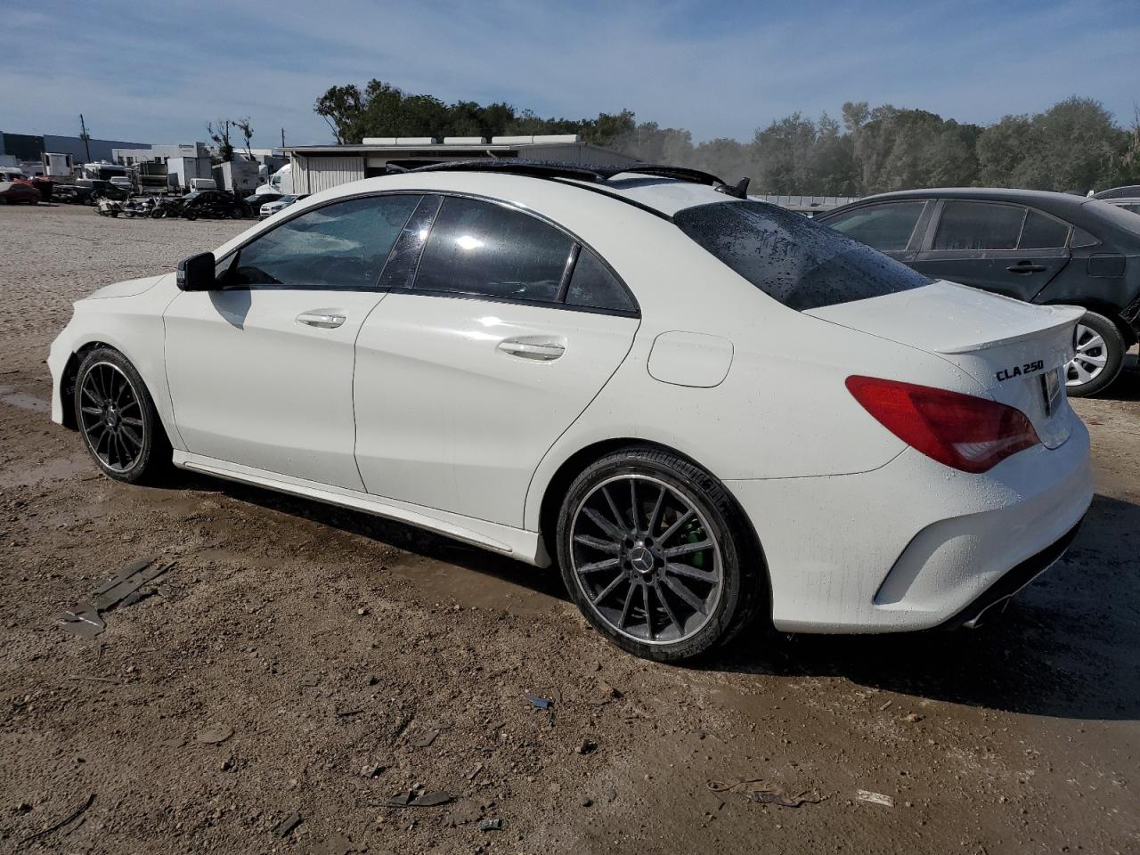 Image 2 of 2016 MERCEDES-BENZ CLA 250 2016 with VIN WDDSJ4EBXGN358958