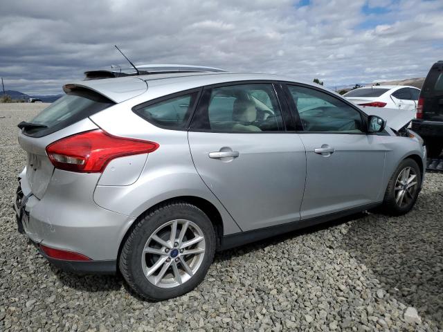 Obraz 3 z 2018 FORD FOCUS SE 2018 z VIN 1FADP3K25JL242009