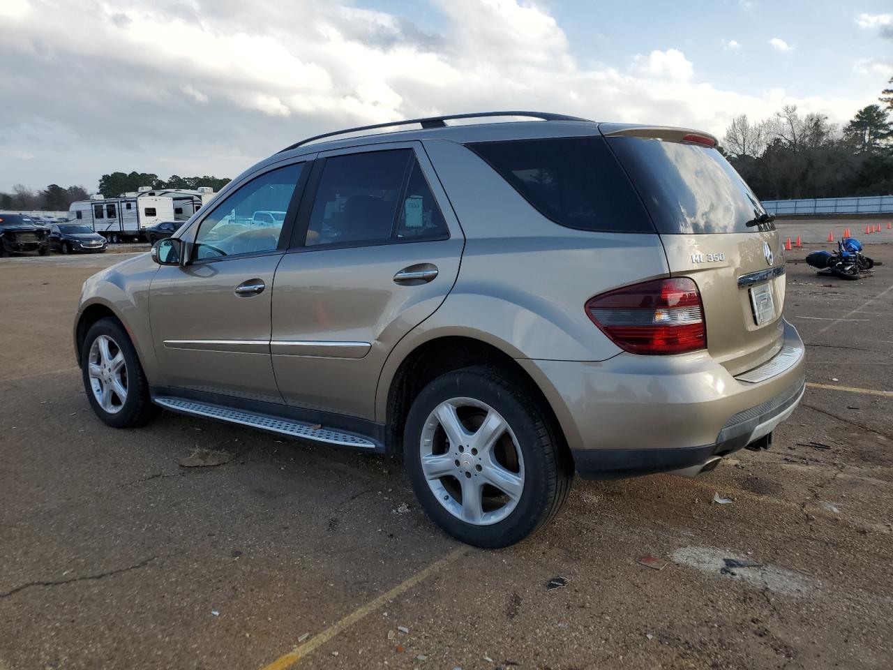 Image 2 of 2008 MERCEDES-BENZ ML 350 2008 with VIN 4JGBB86E68A360086