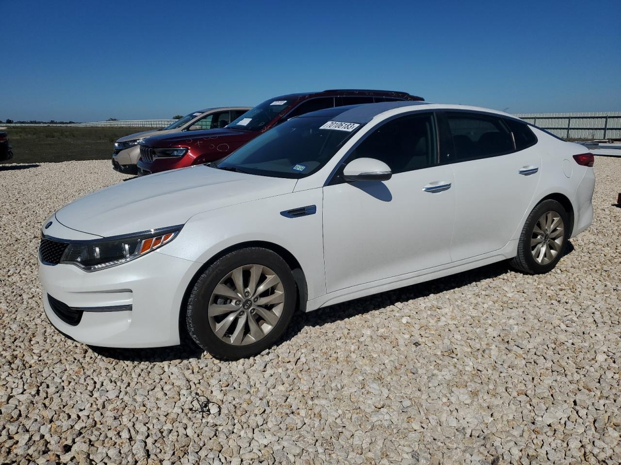 Image 1 of 2016 KIA OPTIMA EX 2016 with VIN 5XXGU4L38GG004953