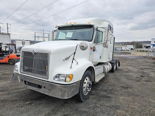 Image 2 of 2000 INTERNATIONAL 9400 9400I 2000 with VIN 2HSCNAMR8YC046295