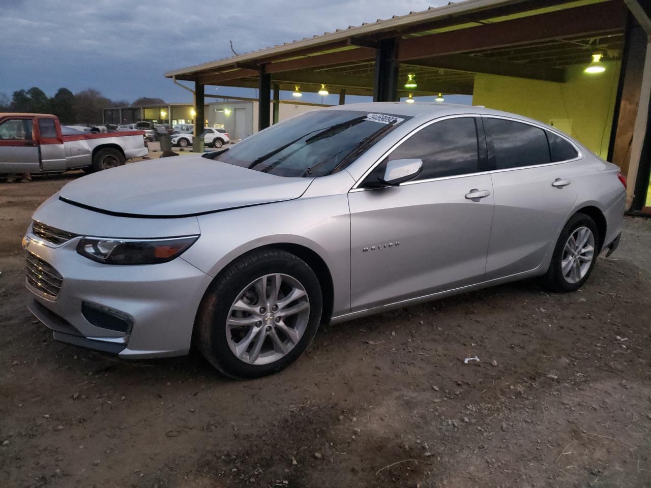 Изображение 1 2018 CHEVROLET MALIBU LT 2018 с VIN 1G1ZD5ST1JF131641