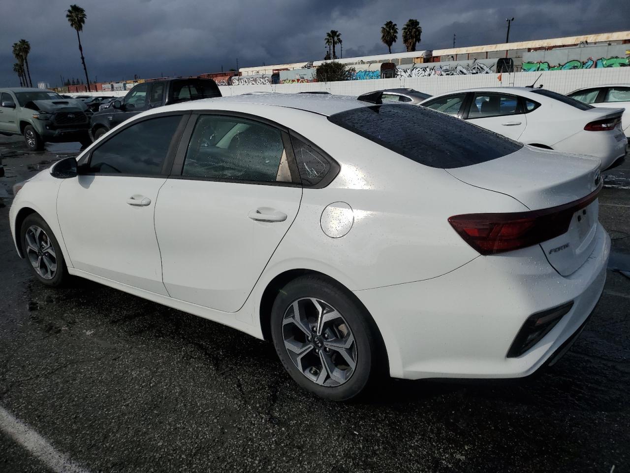 Obraz 2 z 2019 KIA FORTE FE 2019 z VIN 3KPF24AD0KE045740