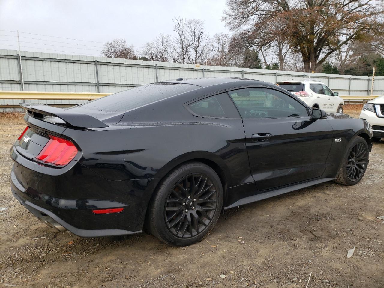 Image 3 of 2019 FORD MUSTANG GT 2019 with VIN 1FA6P8CF9K5140225