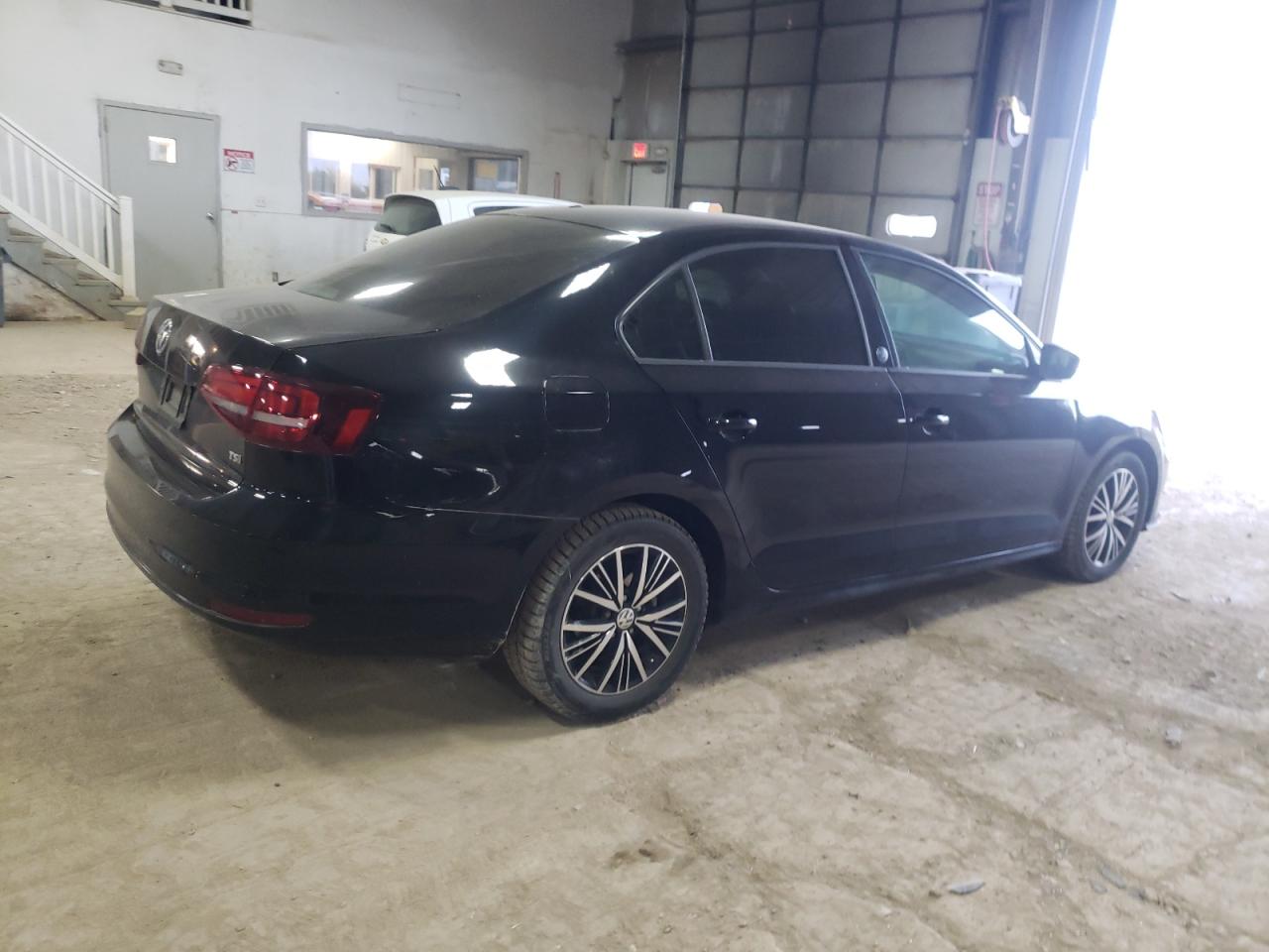 Image 3 of 2018 VOLKSWAGEN JETTA SE 2018 with VIN 3VWB67AJ8JM231344