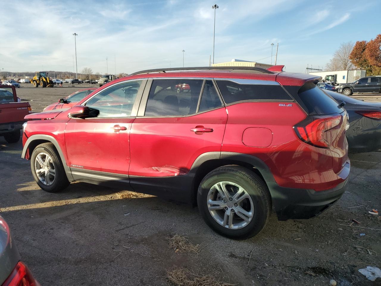 Obraz 2 z 2021 GMC TERRAIN SLE 2021 z VIN 3GKALMEV6ML332397