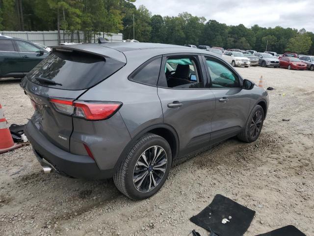 Image 3 of 2022 FORD ESCAPE SE 2022 with VIN 1FMCU9G69NUB17734