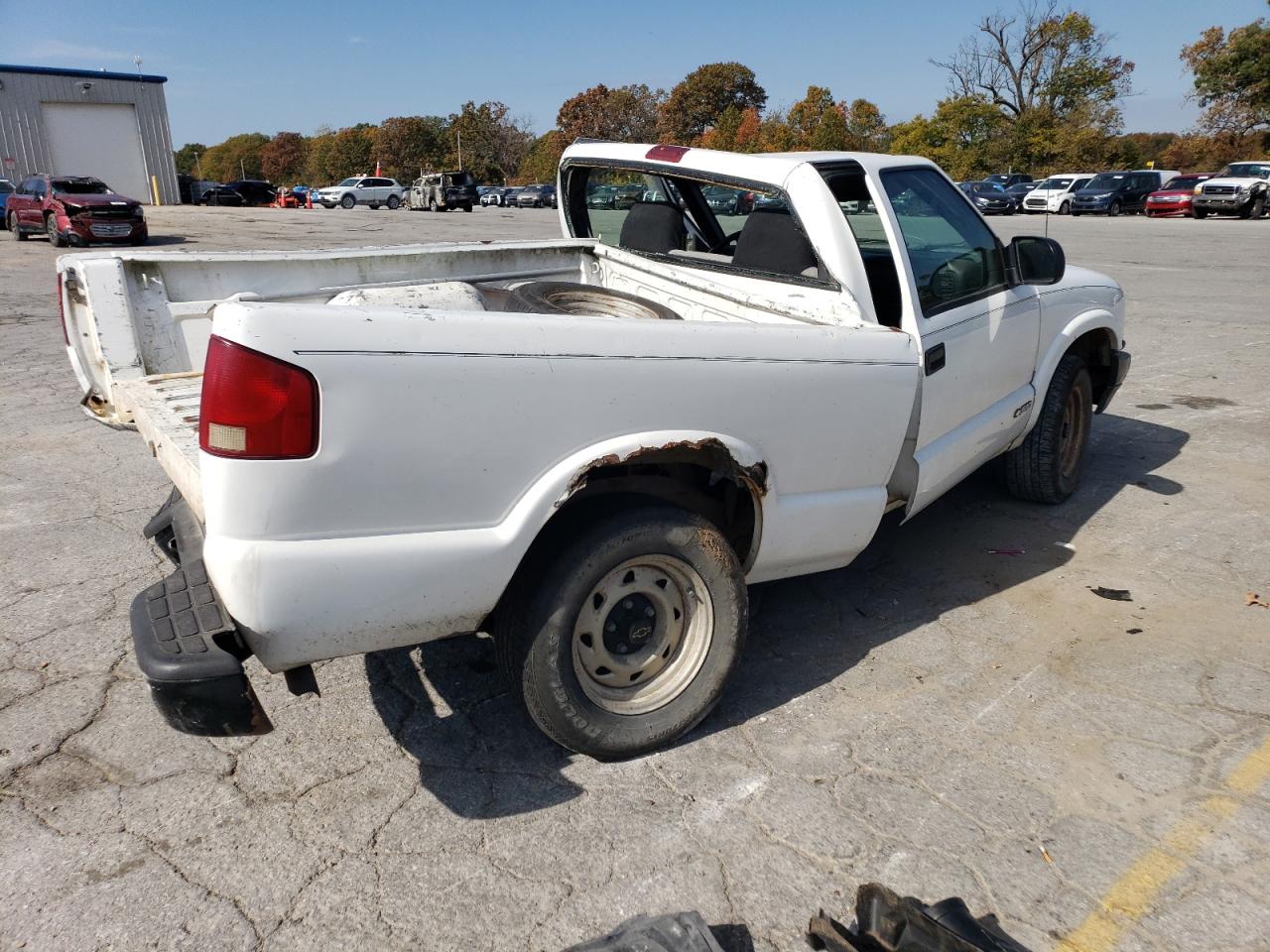 Image 3 of 2002 CHEVROLET S TRUCK S10 2002 with VIN 1GCCS145928202908