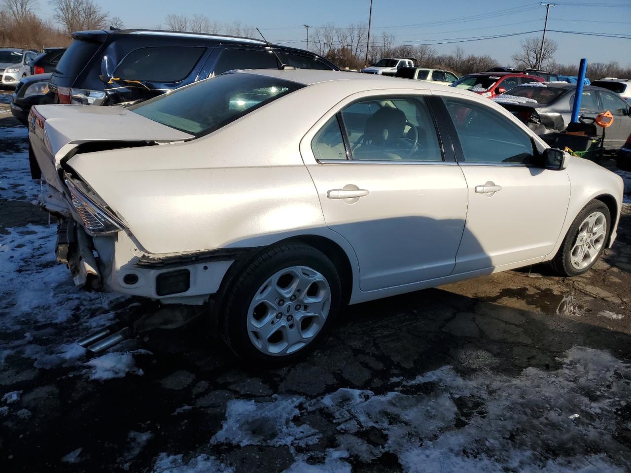 Изображение 3 2011 FORD FUSION SE 2011 с VIN 3FAHP0HA7BR165404