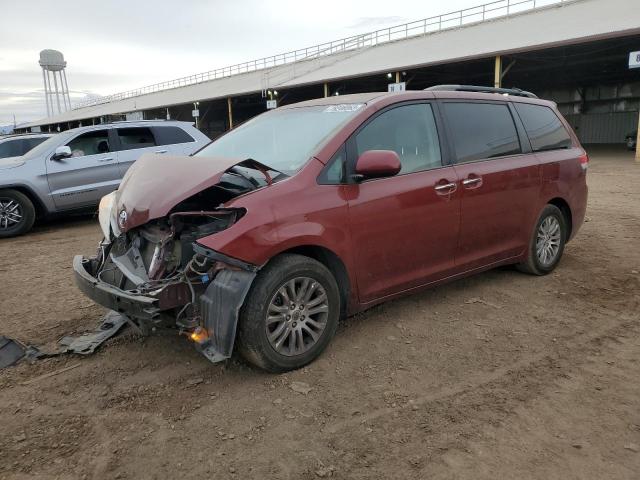 2014 TOYOTA SIENNA XLE 2014 image