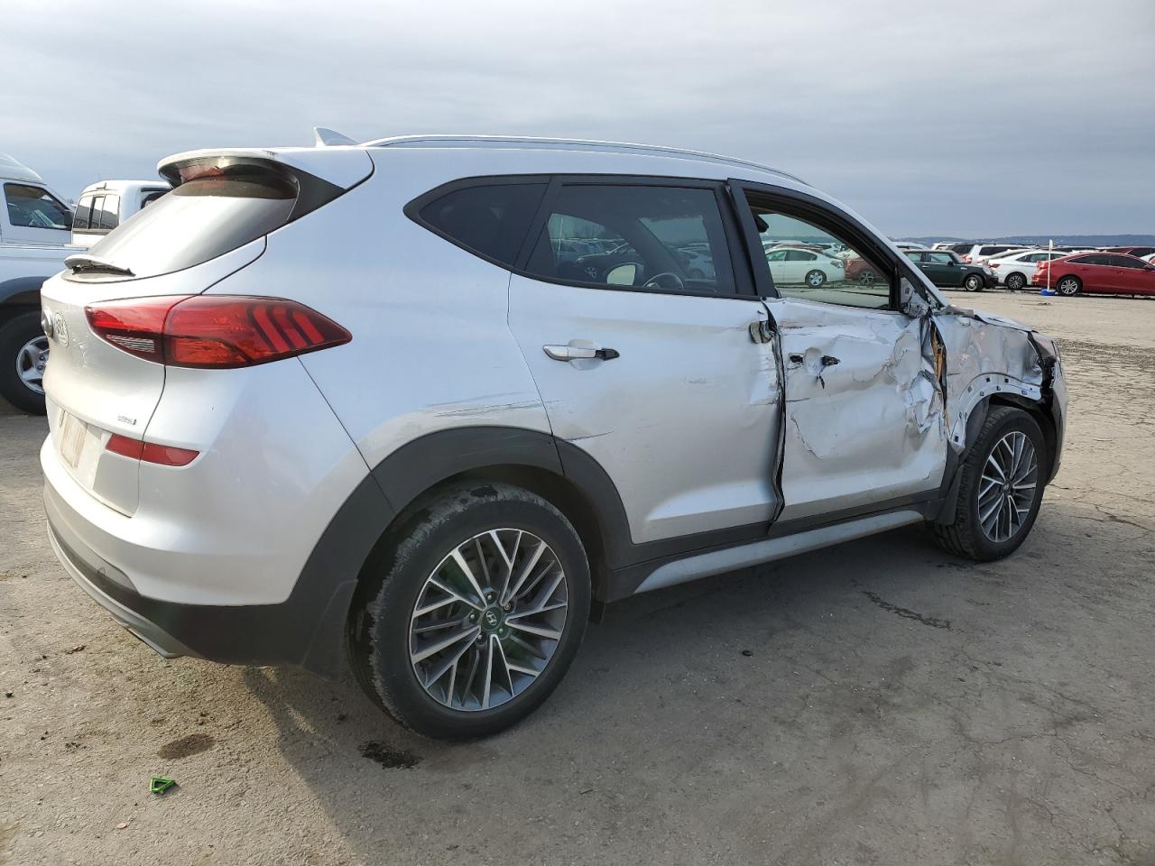 Image 3 of 2019 HYUNDAI TUCSON LIMITED 2019 with VIN KM8J3CAL4KU858519