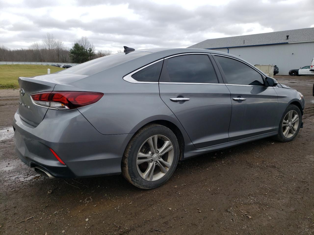Image 3 of 2018 HYUNDAI SONATA SPORT 2018 with VIN 5NPE34AFXJH634086