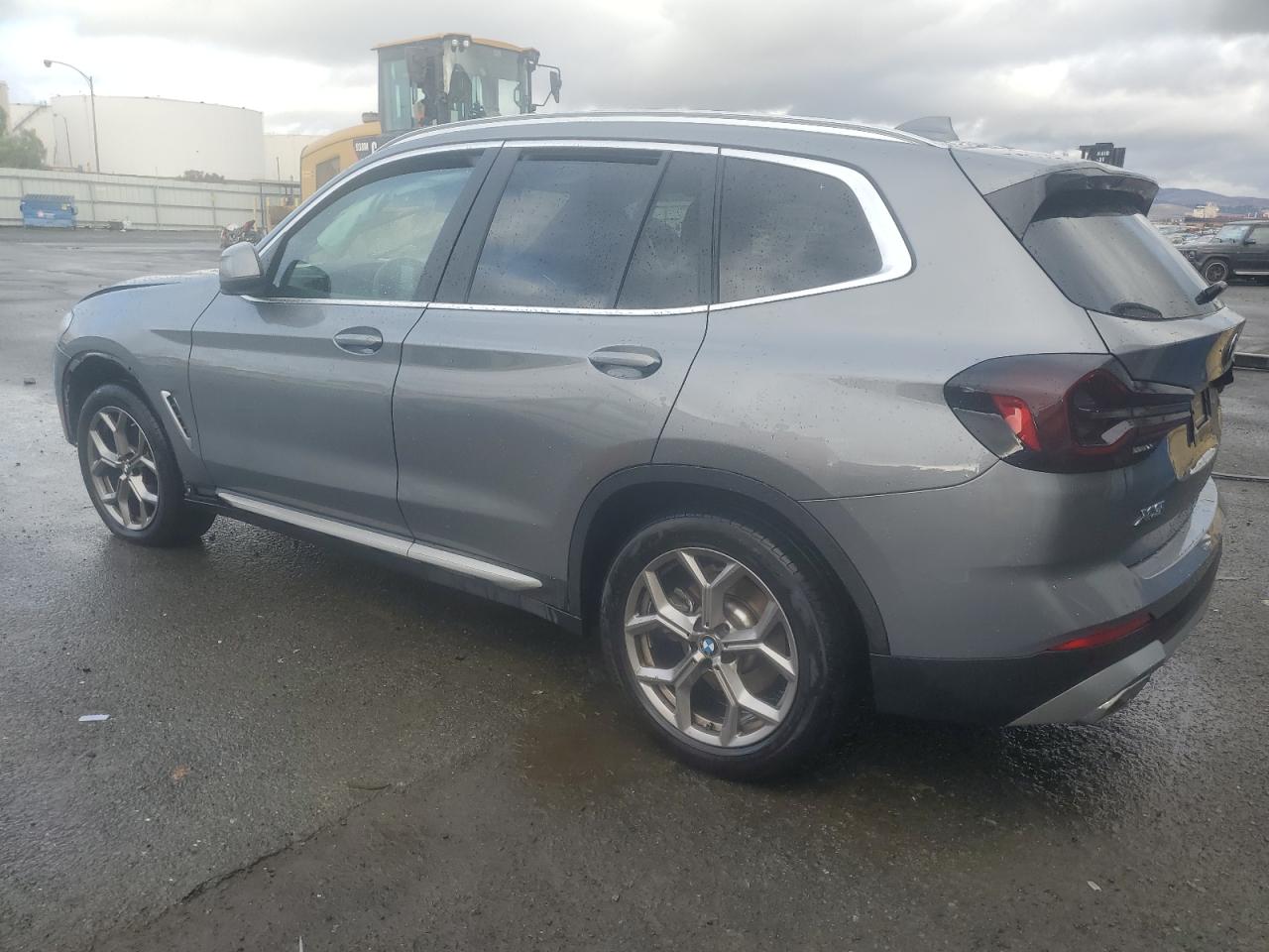 Изображение 2 2023 BMW X3 XDRIVE30I 2023 с VIN 5UX53DP01P9S19984