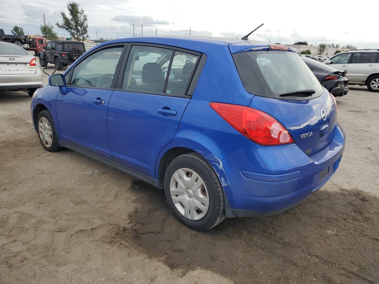 Obraz 2 z 2012 NISSAN VERSA S 2012 z VIN 3N1BC1CP7CK267084