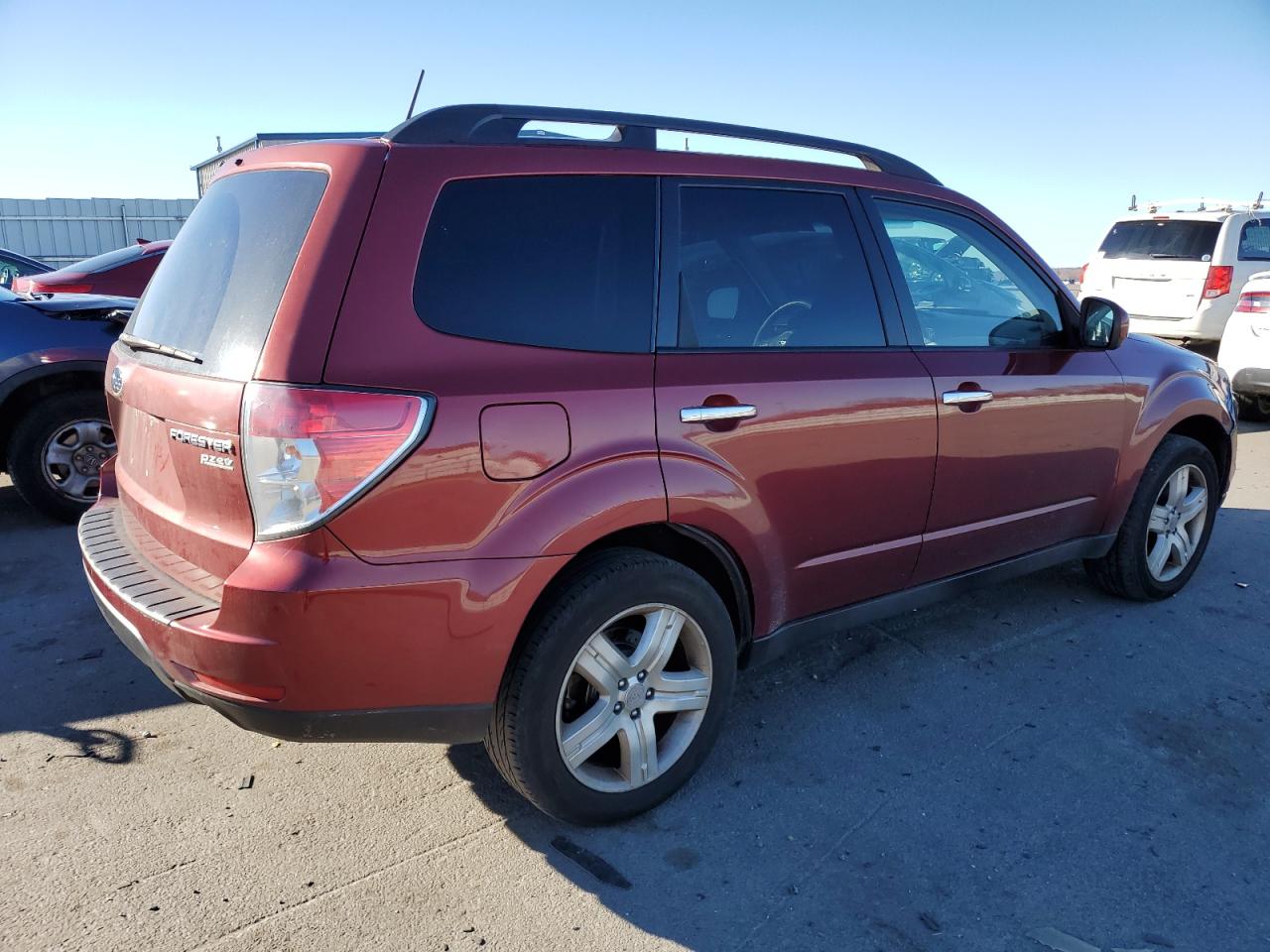 Image 3 of 2010 SUBARU FORESTER 2.5X PREMIUM 2010 with VIN JF2SH6CC2AH909761