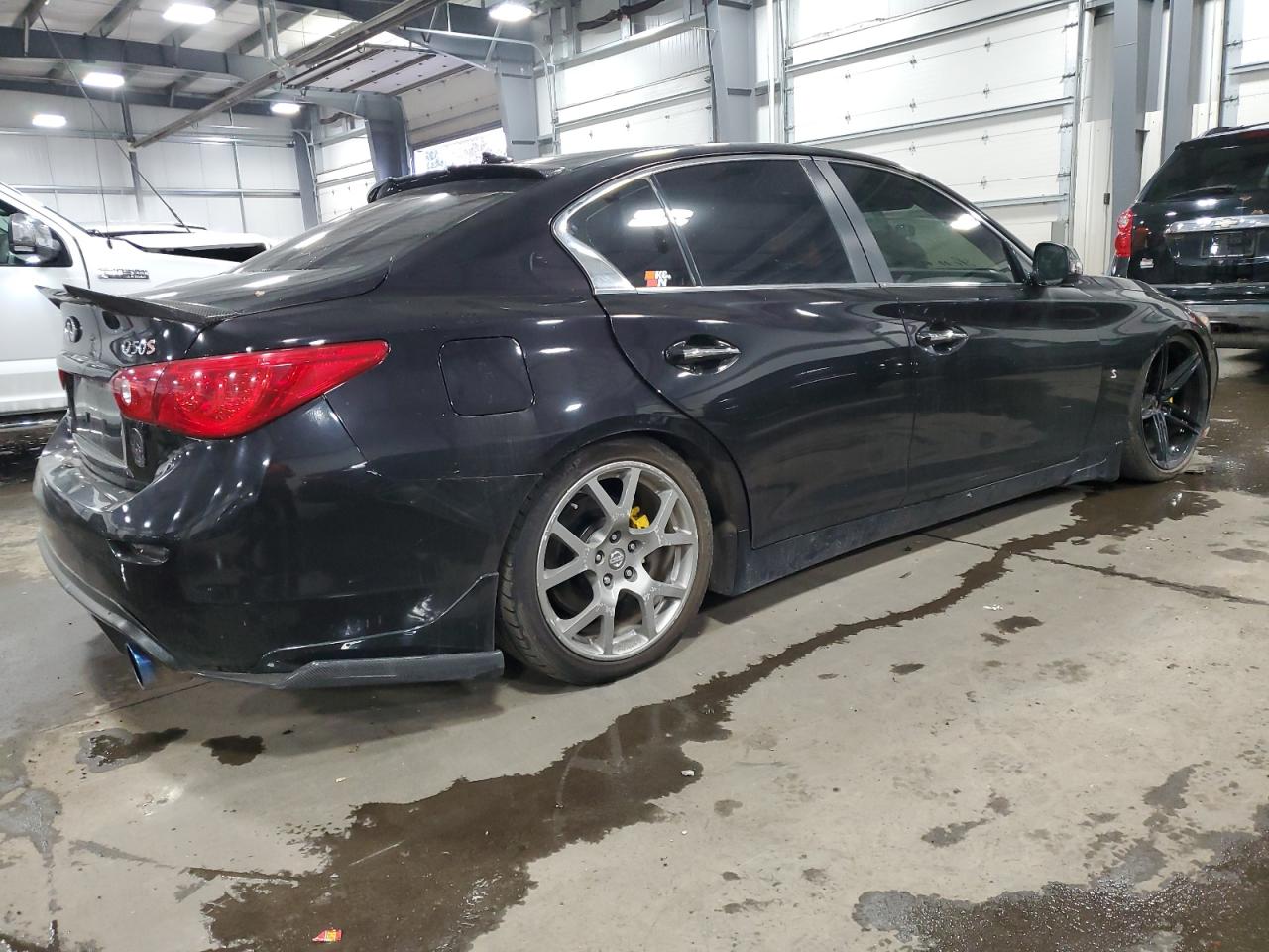 Obraz 3 z Infiniti Q50 Base 2014 z VIN JN1BV7ARXEM692805