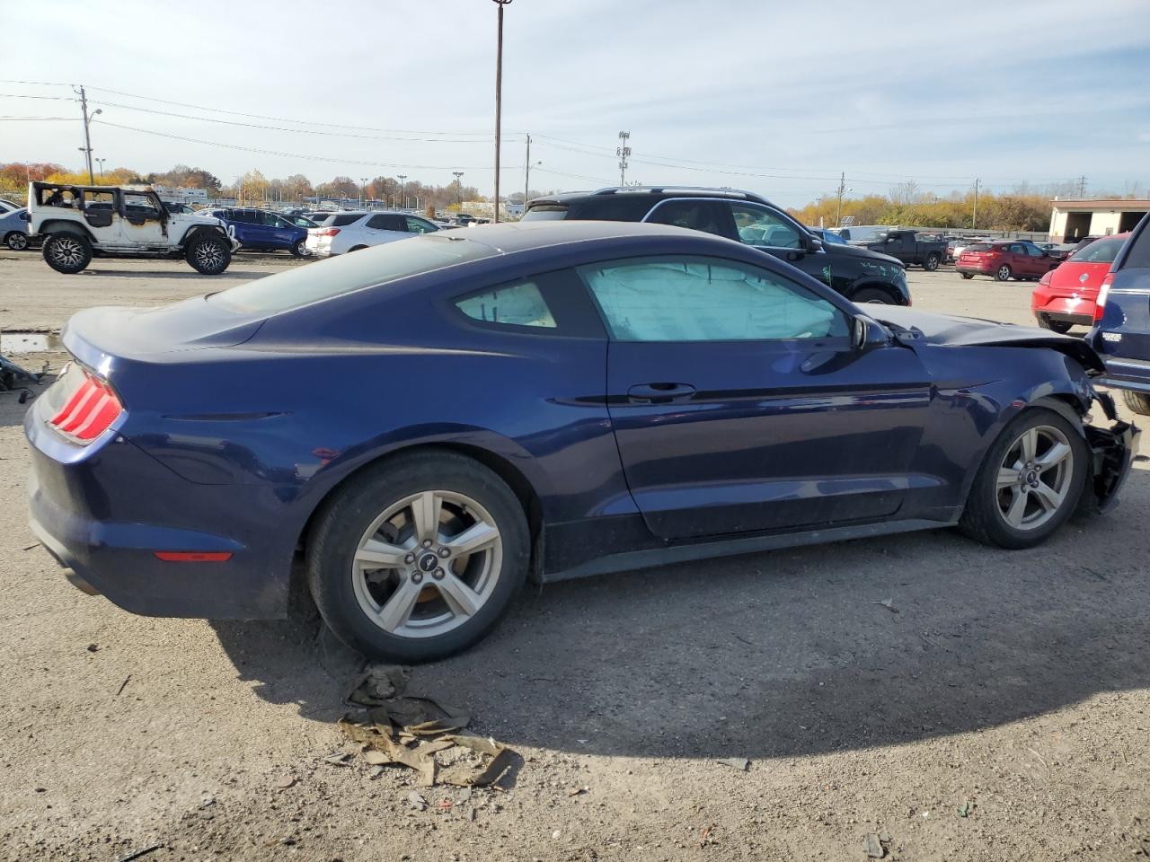 Obraz 3 z 2018 FORD MUSTANG  2018 z VIN 1FA6P8TH2J5165337