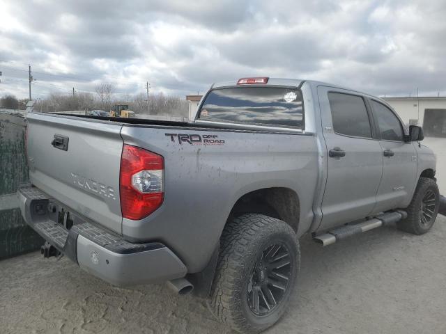 Image 3 of 2017 TOYOTA TUNDRA CREWMAX SR5 2017 with VIN 5TFDW5F17HX612230