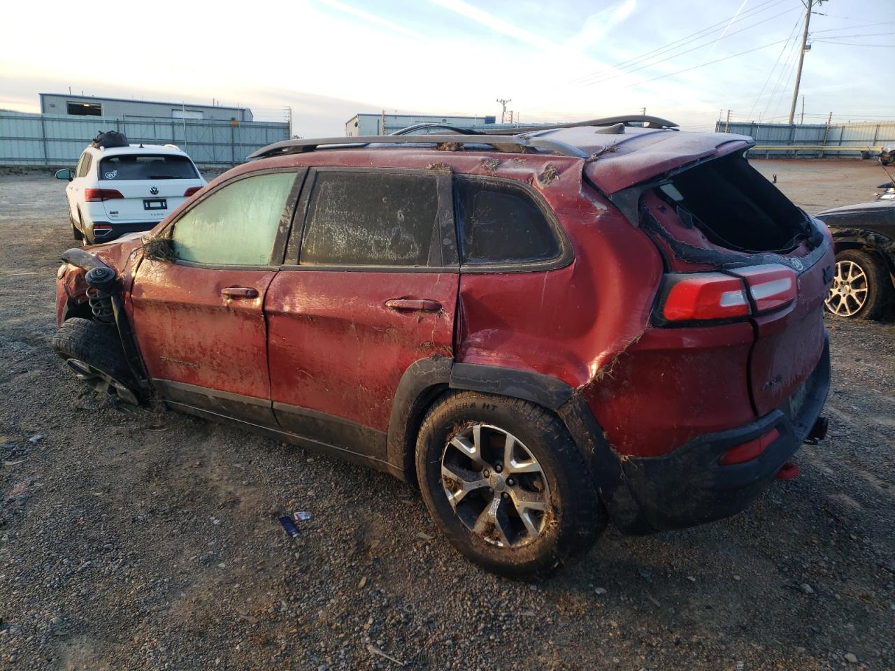Image 2 of 2017 JEEP CHEROKEE TRAILHAWK 2017 with VIN 1C4PJMBS9HW531711