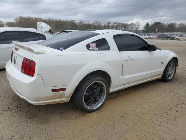 Obraz 3 z 2005 FORD MUSTANG GT 2005 z VIN 1ZVFT82H555101481