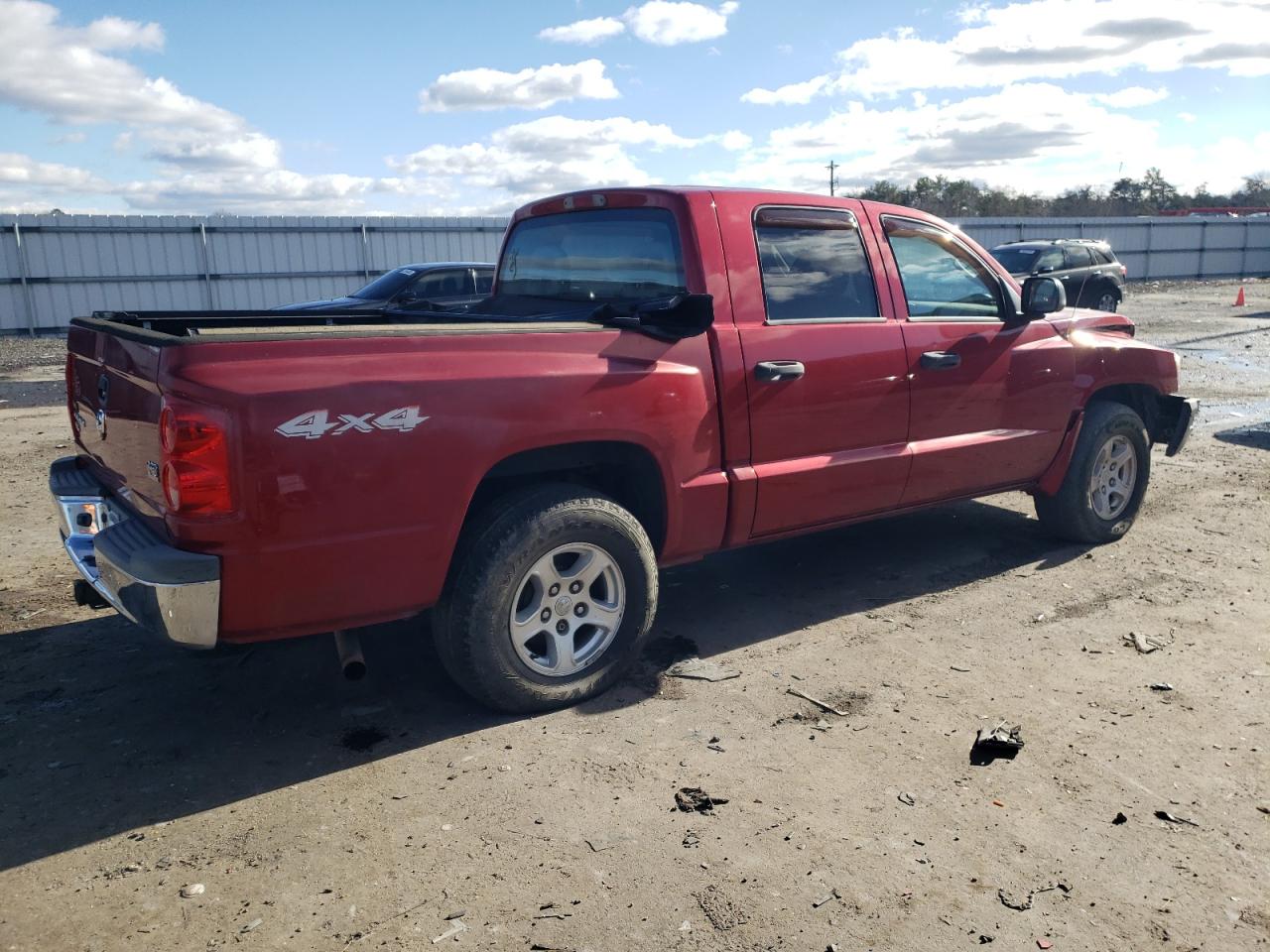 Image 3 of 2006 DODGE DAKOTA QUAD SLT 2006 with VIN 1D7HW48N46S518642
