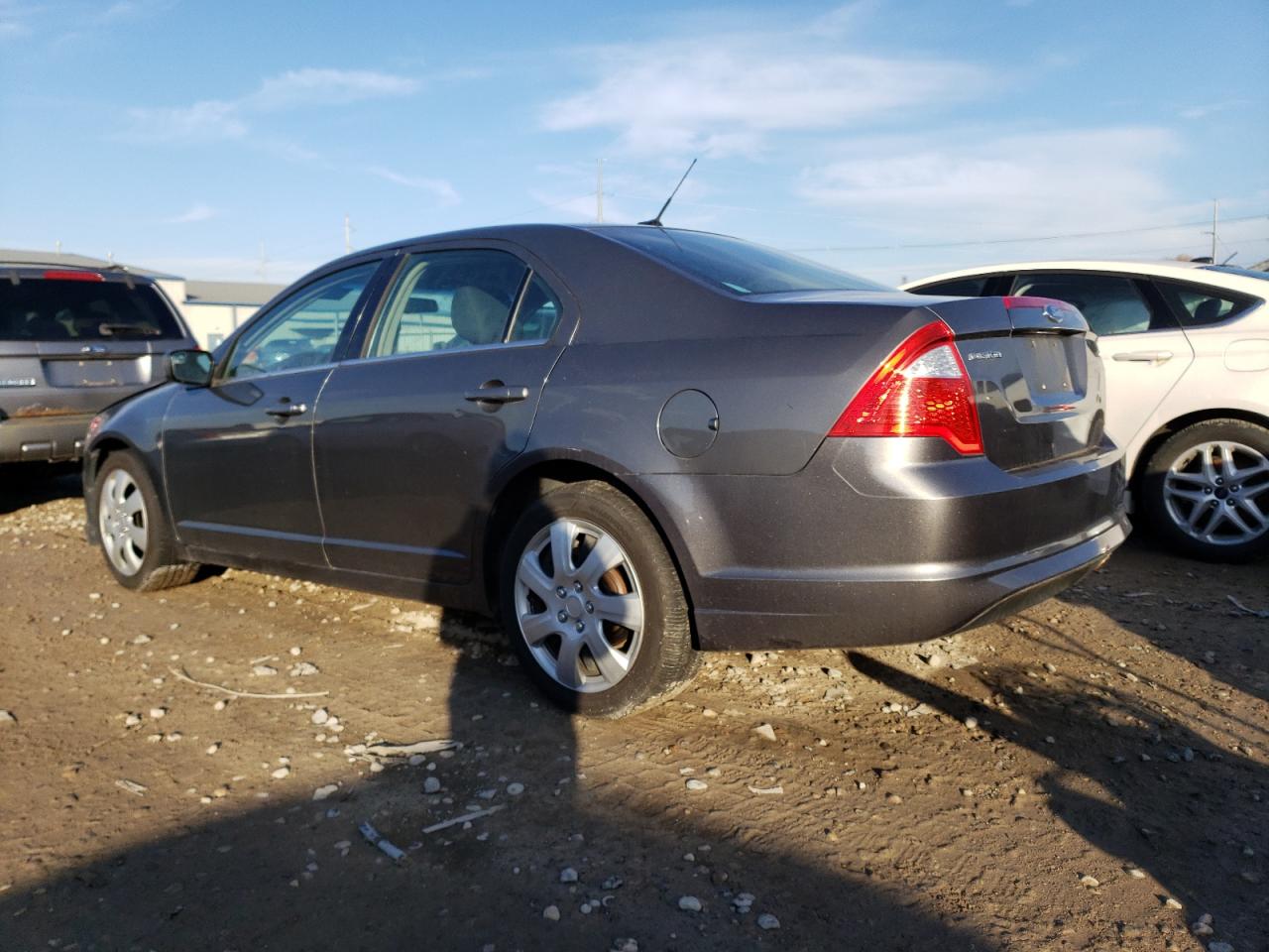 Obraz 2 z 2011 FORD FUSION SE 2011 z VIN 3FAHP0HA2BR156867