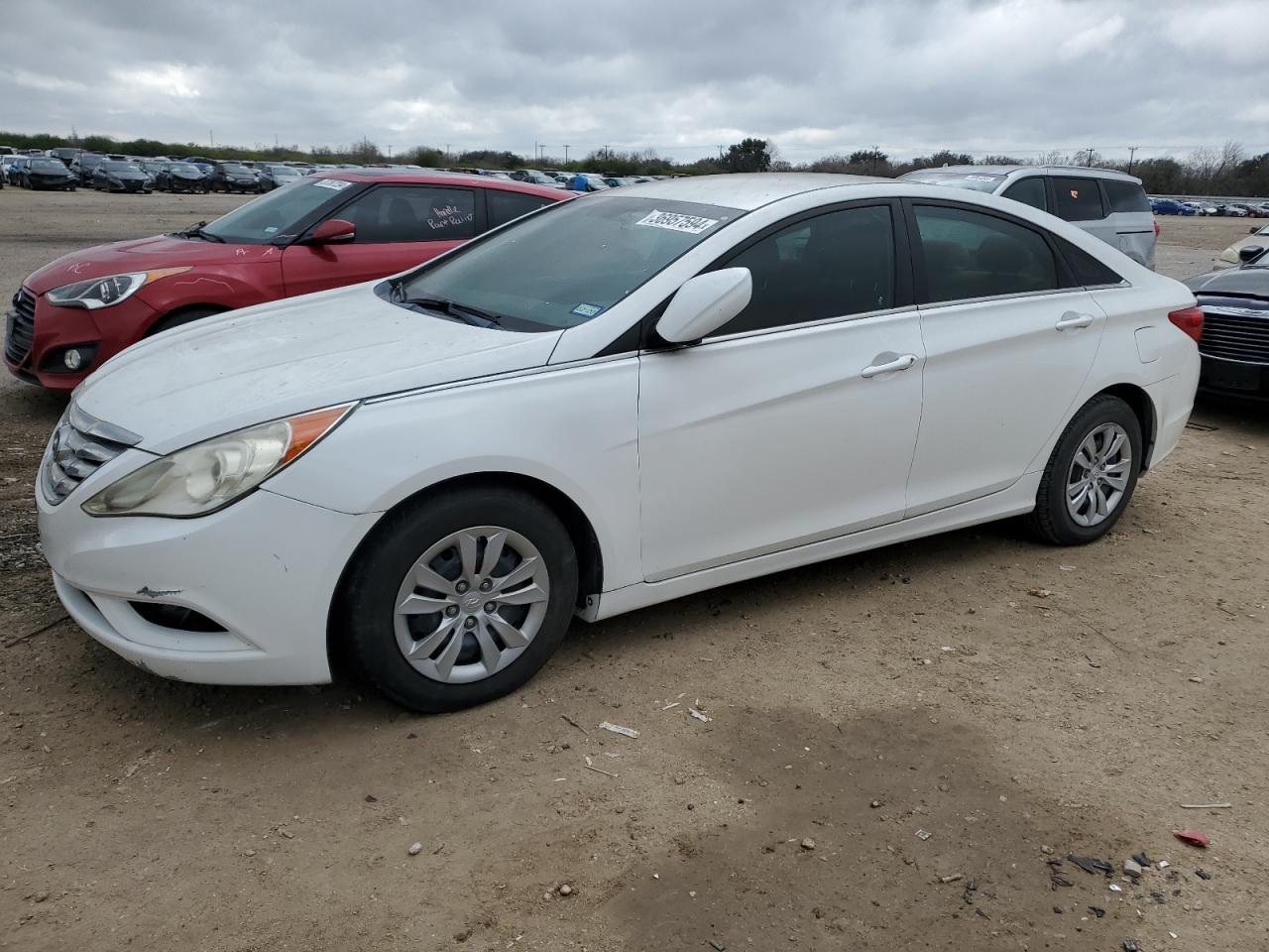 Image 1 of 2011 HYUNDAI SONATA GLS 2011 with VIN 5NPEB4AC6BH025247