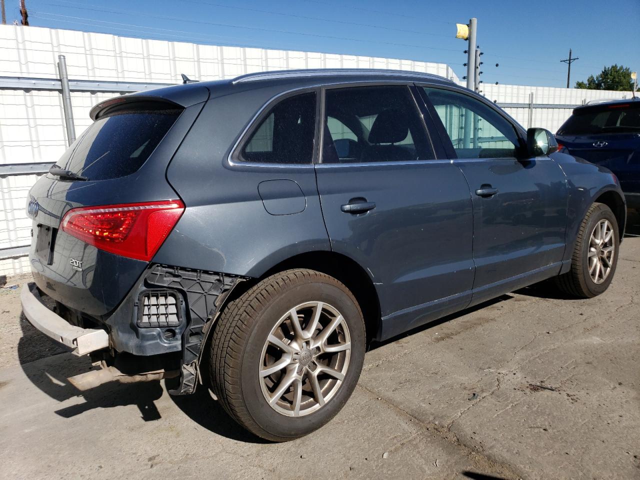 Изображение 3 2011 AUDI Q5 PREMIUM PLUS 2011 с VIN WA1LFAFP9BA049548
