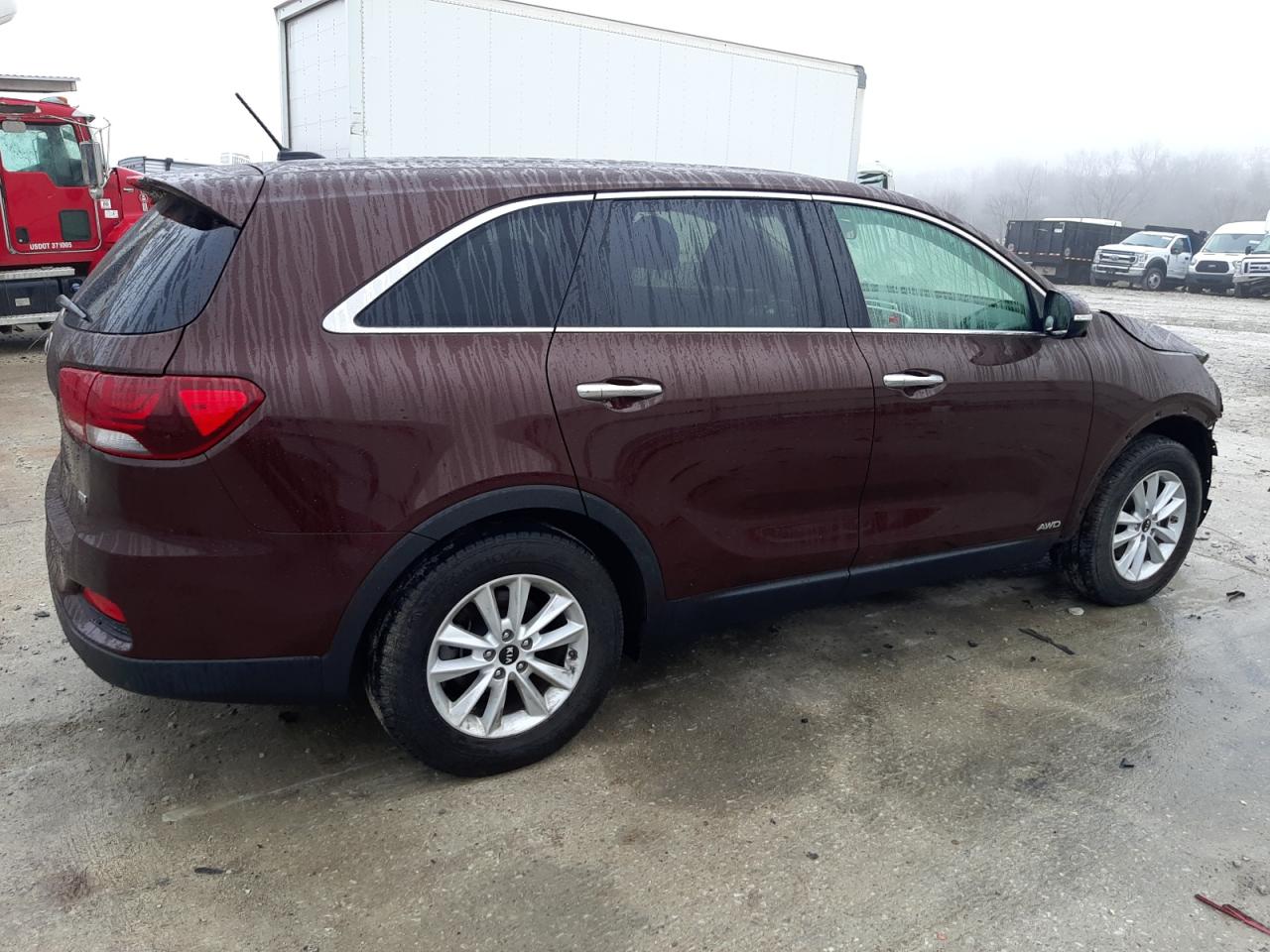 Image 3 of 2020 KIA SORENTO L 2020 with VIN 5XYPGDA36LG641789