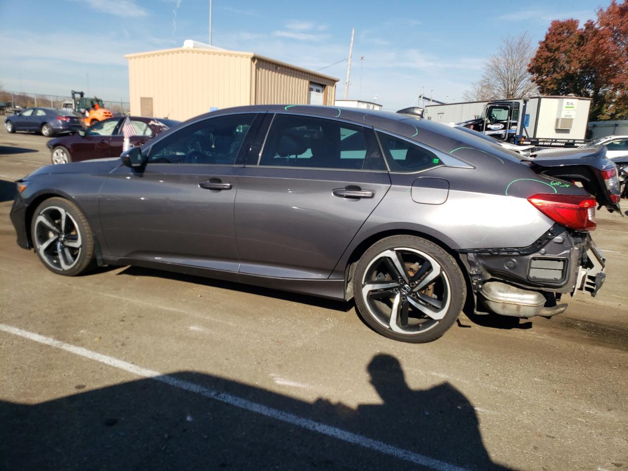 Изображение 2 2018 HONDA ACCORD SPORT 2018 с VIN 1HGCV1F33JA145763