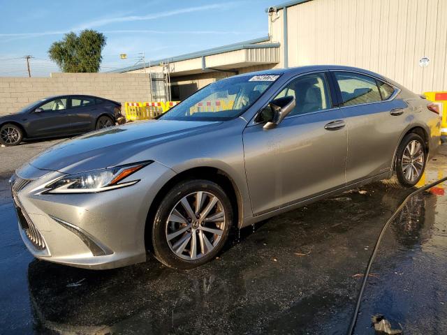 Obraz 2019 LEXUS ES 300H 2019