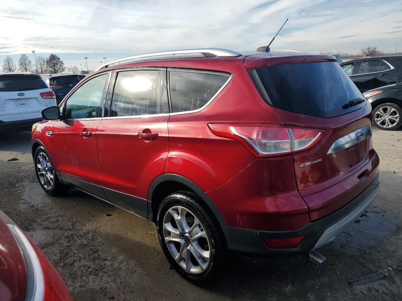 Изображение 2 2015 FORD ESCAPE TITANIUM 2015 с VIN 1FMCU0JX8FUC11117