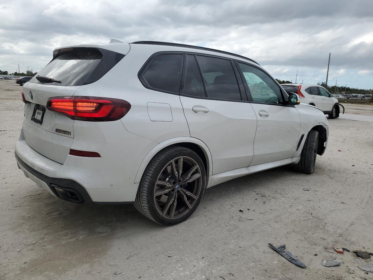 Image 3 of 2023 BMW X5 M50I 2023 with VIN 5UXJU4C05P9R94547