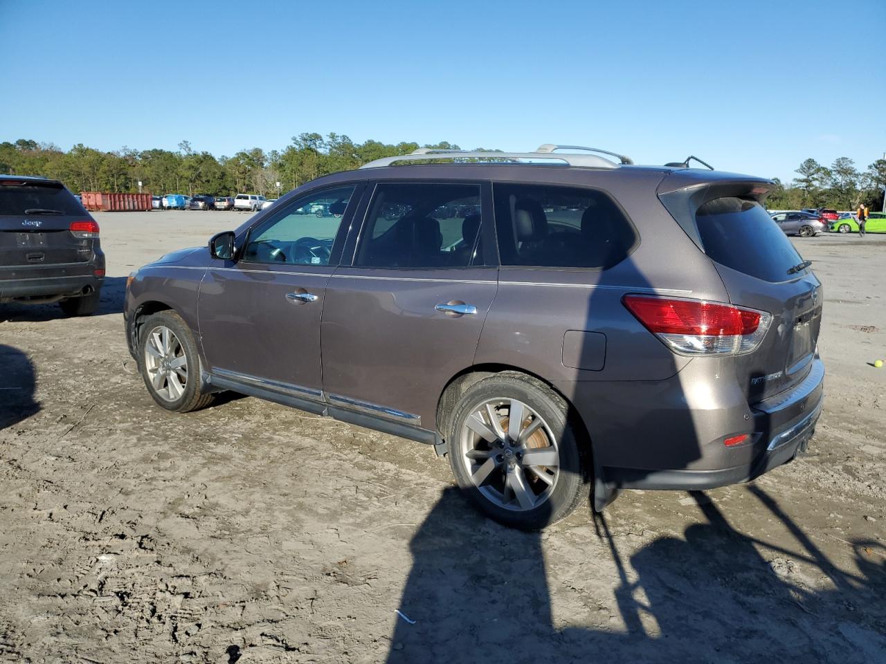 Изображение 2 2014 NISSAN PATHFINDER S 2014 с VIN 5N1AR2MN9EC626692