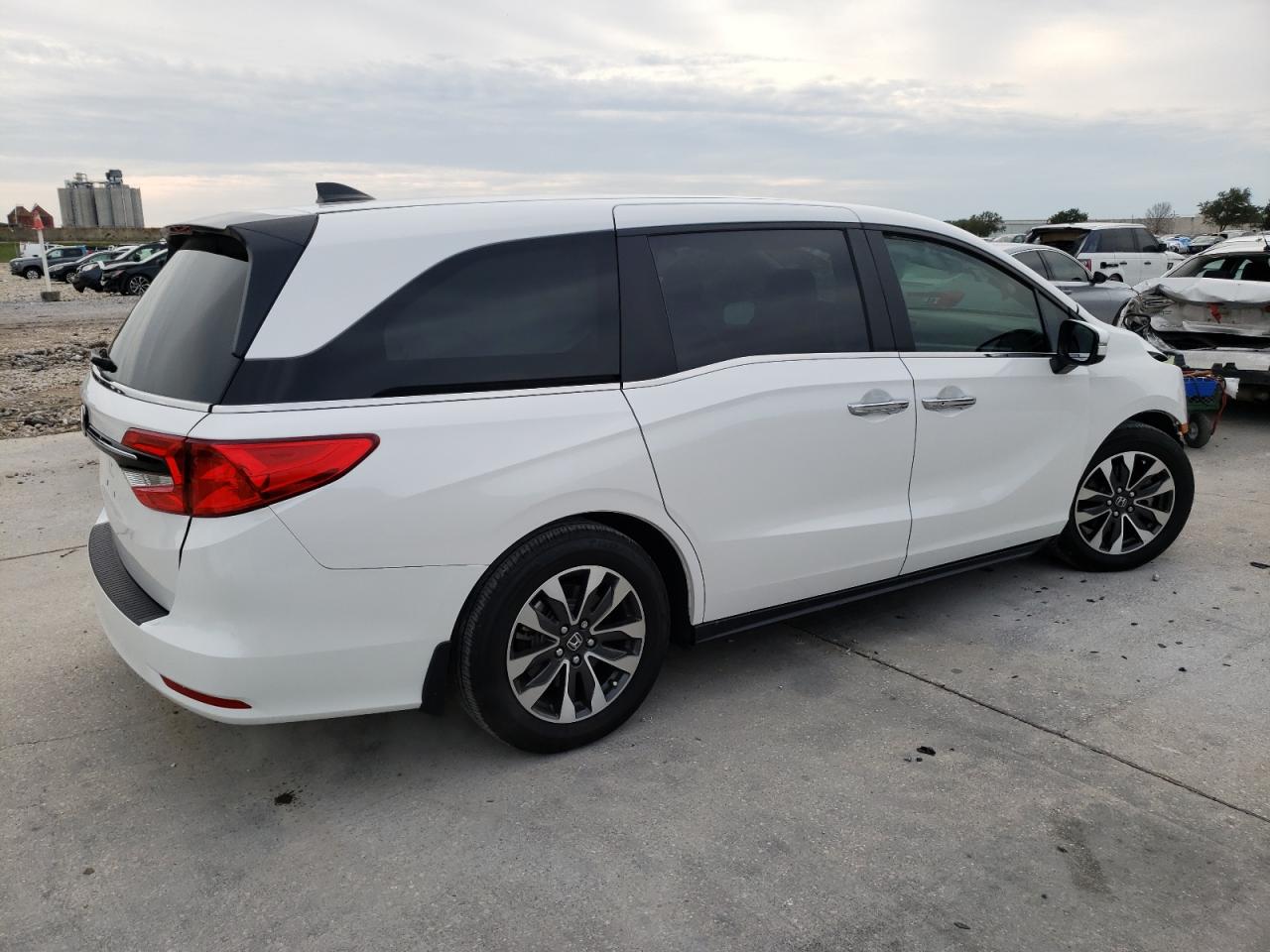 Изображение 3 2023 HONDA ODYSSEY EXL 2023 с VIN 5FNRL6H64PB067917