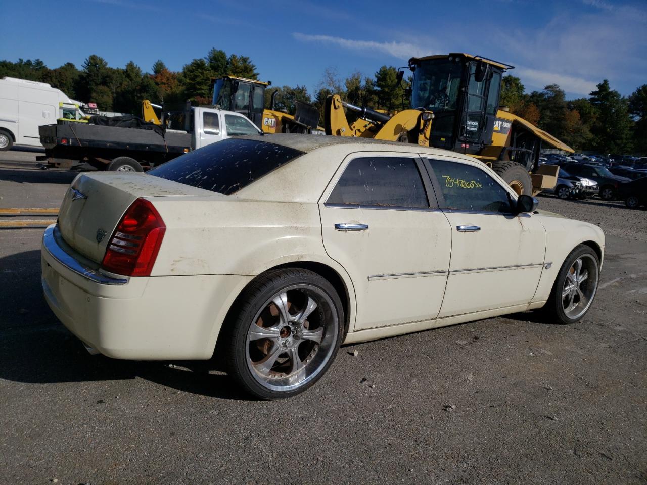 Image 3 of 2006 CHRYSLER 300C  2006 with VIN 2C3LA63H26H272914