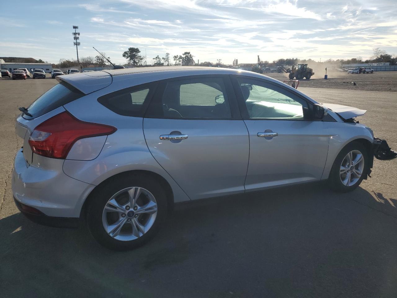 Obraz 3 z 2014 FORD FOCUS SE 2014 z VIN 1FADP3K2XEL333055
