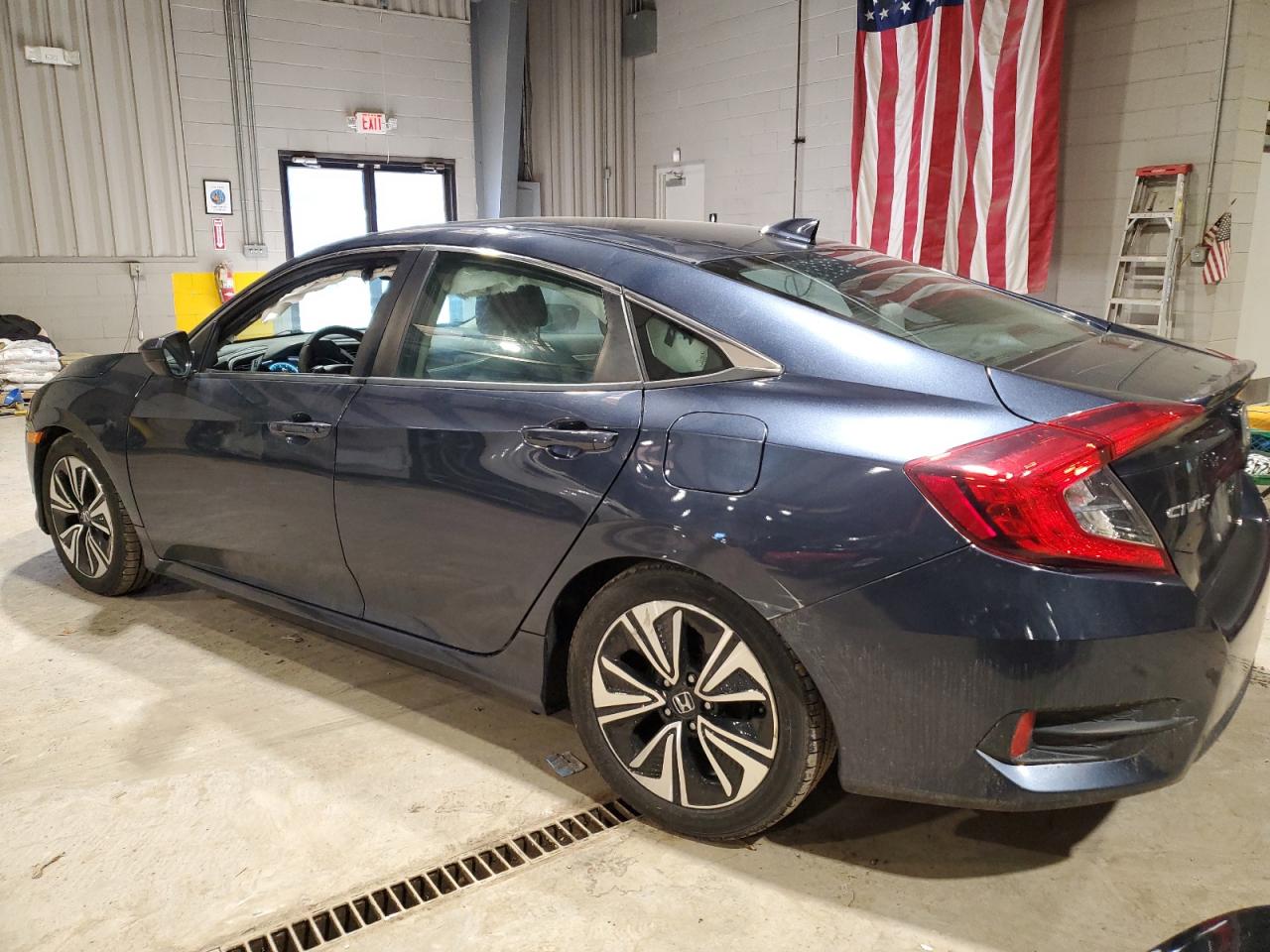 Изображение 2 2017 HONDA CIVIC EX 2017 с VIN 19XFC1F37HE200580