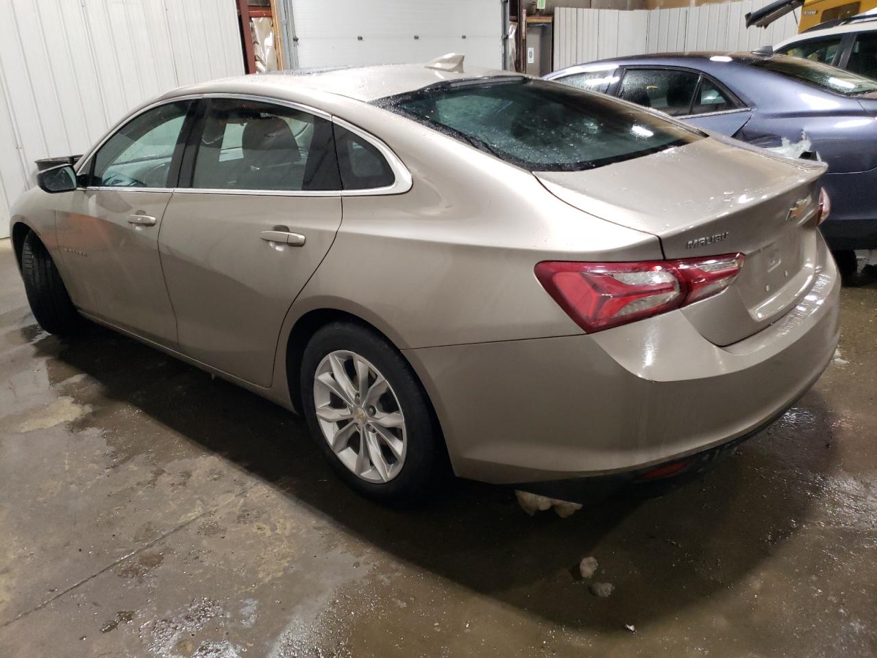 Изображение 2 2022 CHEVROLET MALIBU LT 2022 с VIN 1G1ZD5ST8NF154064