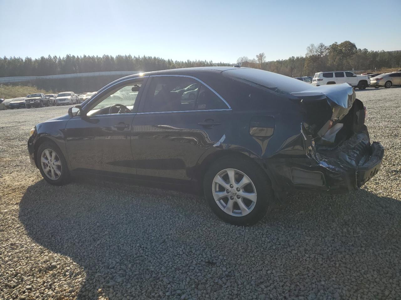 Obraz 2 z 2010 TOYOTA CAMRY BASE 2010 z VIN 4T1BF3EK1AU099226