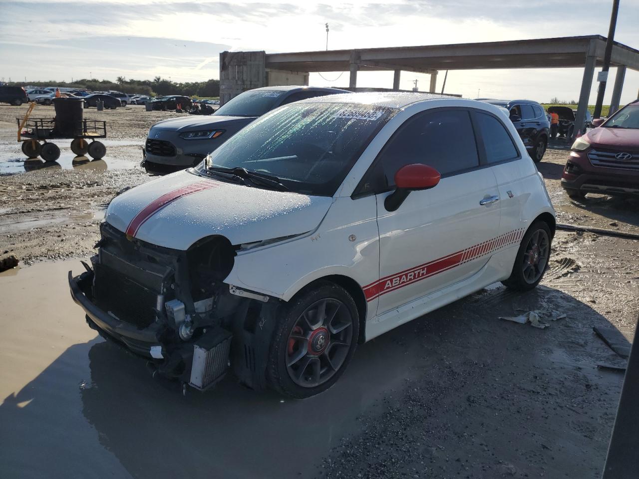 Изображение 1 2015 FIAT 500 ABARTH 2015 с VIN 3C3CFFFH0FT750610