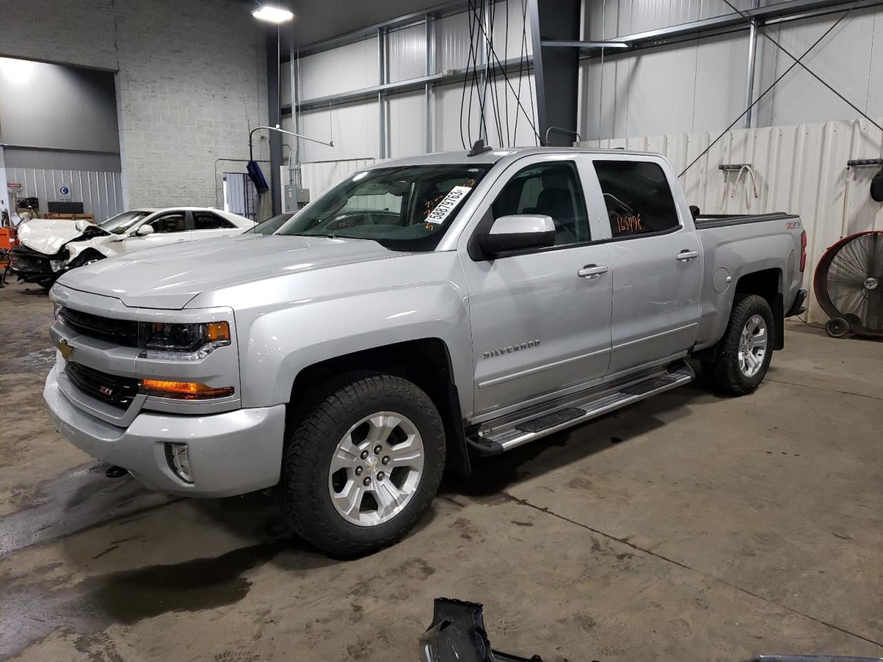 Image 1 of 2016 CHEVROLET SILVERADO K1500 LT 2016 with VIN 3GCUKREC4GG356833