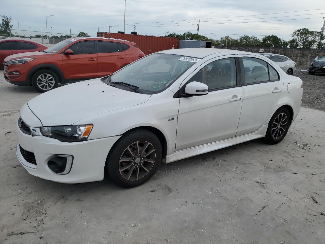 Obraz 1 z 2017 MITSUBISHI LANCER ES 2017 z VIN JA32U2FU5HU004826