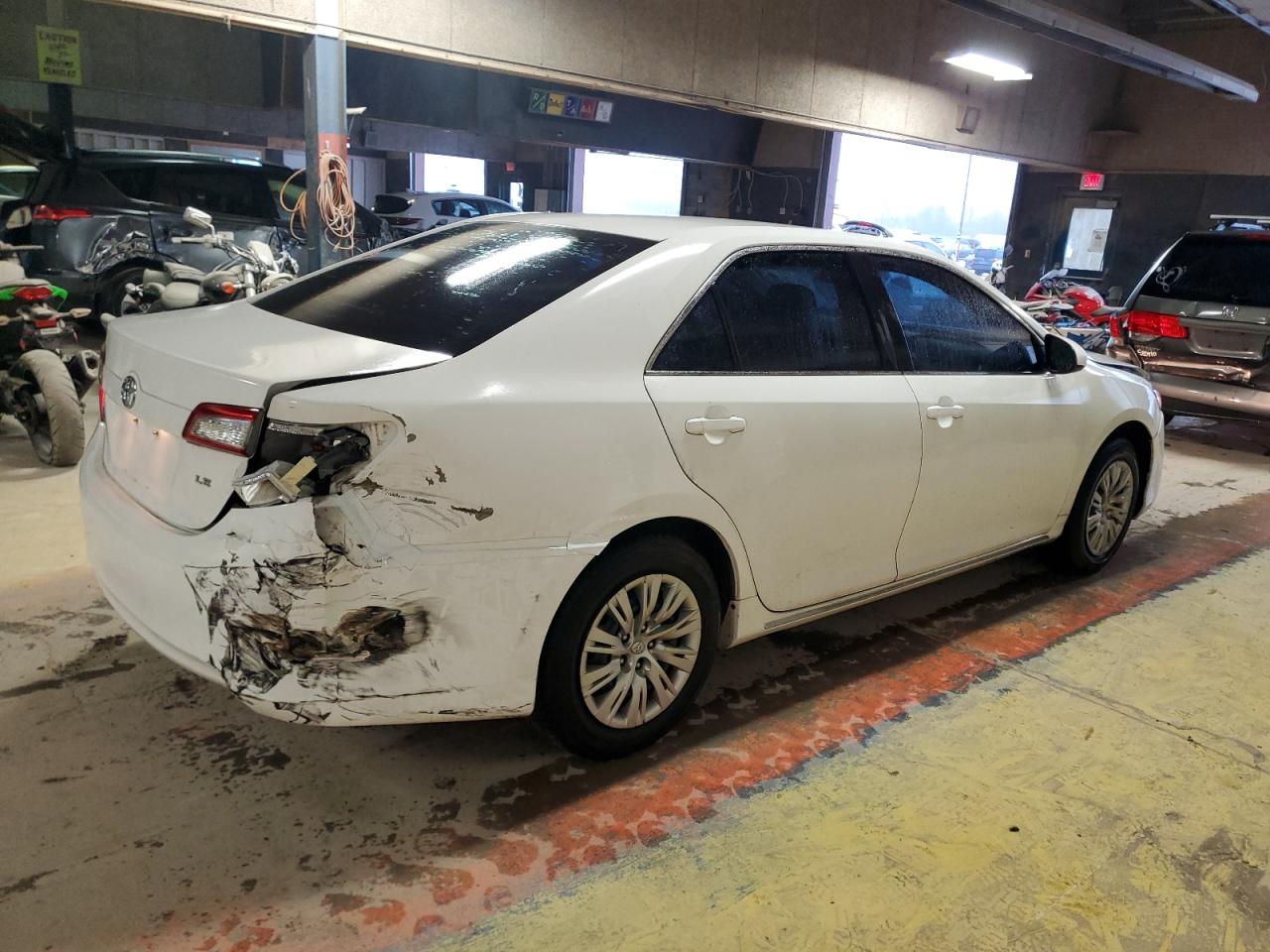 Obraz 3 z 2014 TOYOTA CAMRY L 2014 z VIN 4T1BF1FK8EU426486