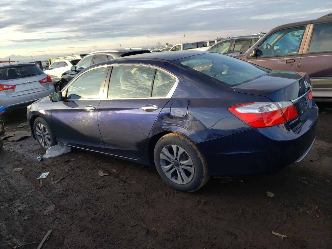 Изображение 2 2015 HONDA ACCORD LX 2015 с VIN 1HGCR2F32FA154598