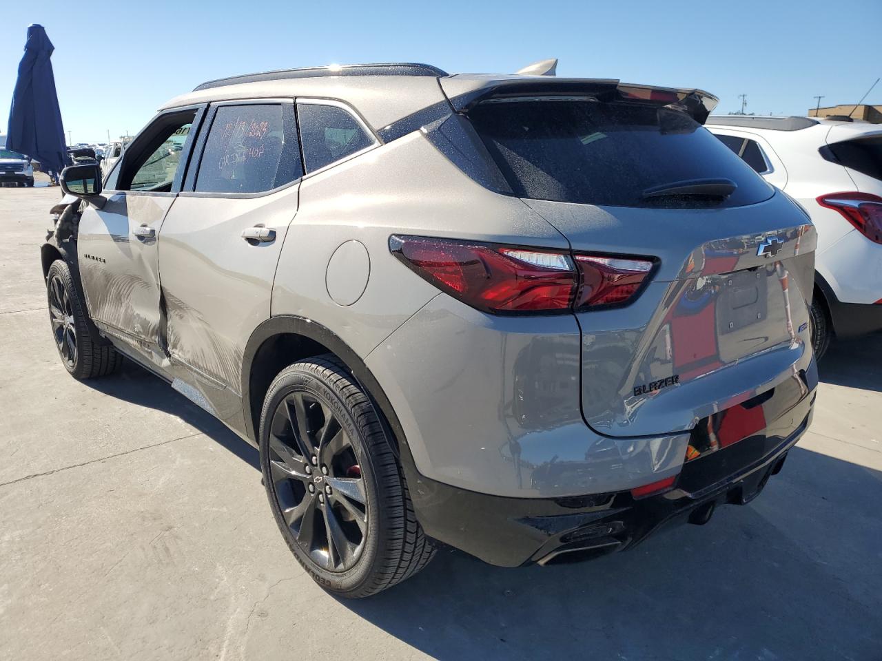 Obraz 2 z 2021 CHEVROLET BLAZER RS 2021 z VIN 3GNKBERS3MS508473